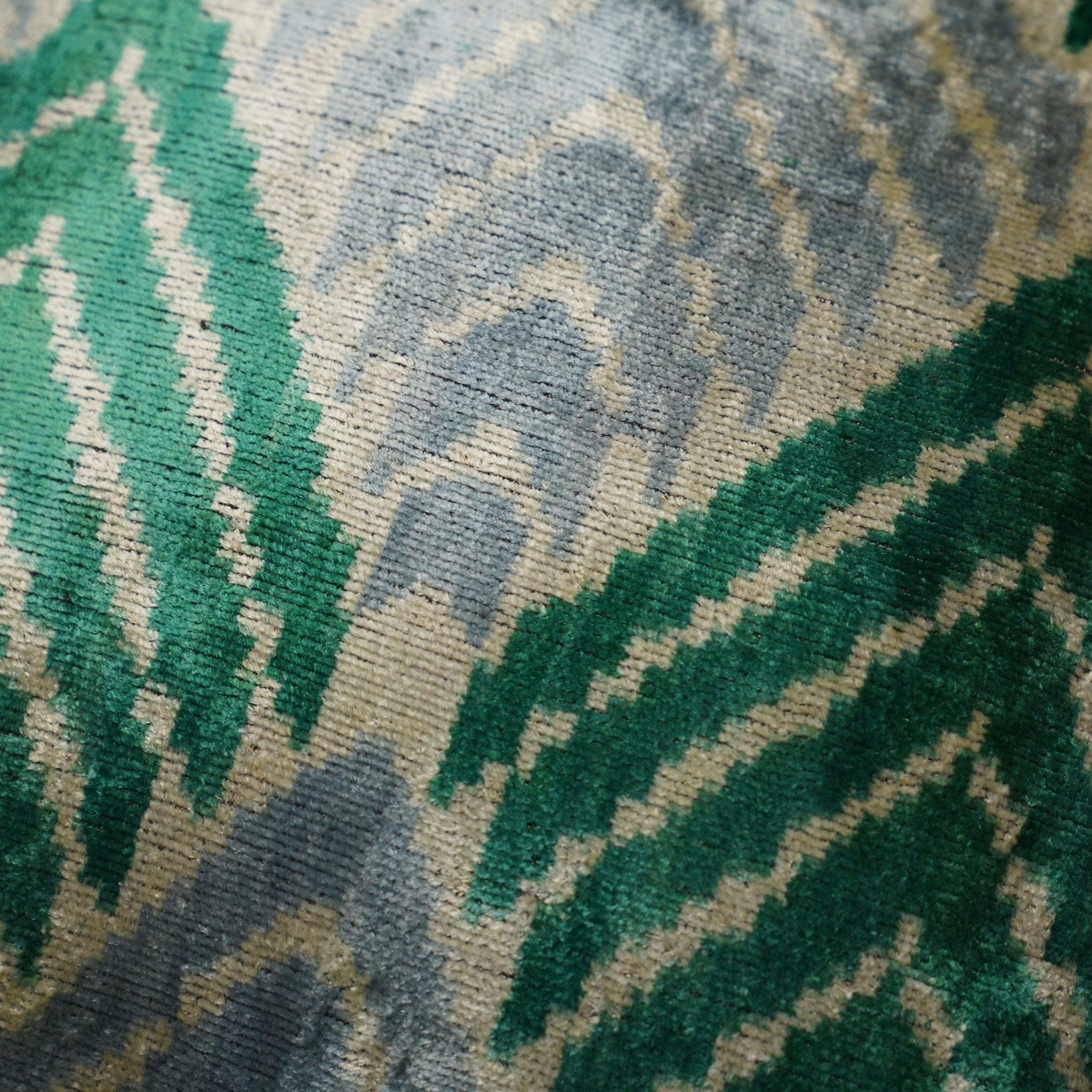 Canvello Unique Green Pillows + Down Insert 16"x16"